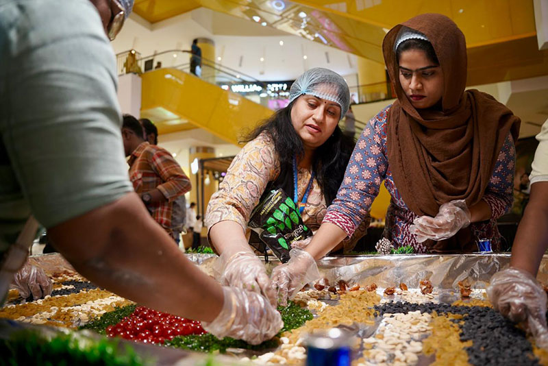 Sparkle and Cheer: Kicking Off the Holidays! TREE LIGHTING CEREMONY - 21st November 2025