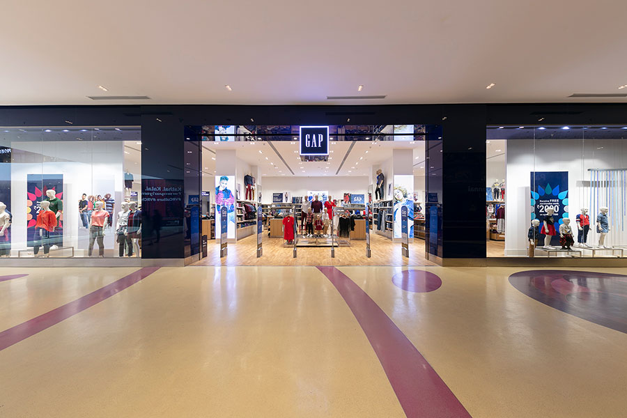 gap in the mall